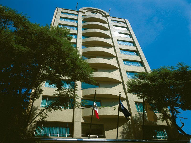 Eurostars Zona Rosa Suites Mexico City Exteriör bild Embassy of Chile in Lima